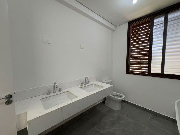 BANHO SU�TE MASTER