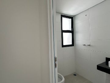 Banheiro da su�te + ropeiro